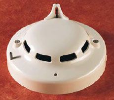 Photoelectric/heat smoke detector